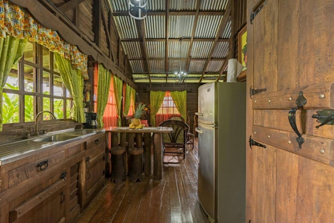 Cabanas Montanas Del Tenorio Rio Celeste Dış mekan fotoğraf